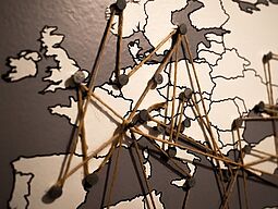 Europakarte mit Verbindungen